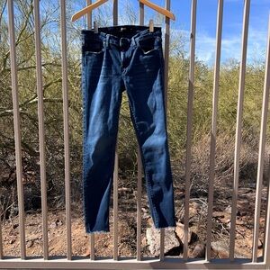 ⬇️💲HUDSON Women’s Jeans Size 28 Color Dark Wash Denim Krista Super Skinny